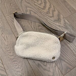Lululemon Sherpa Belt Bag Cozy Cream Sherpa Crossbody Bag